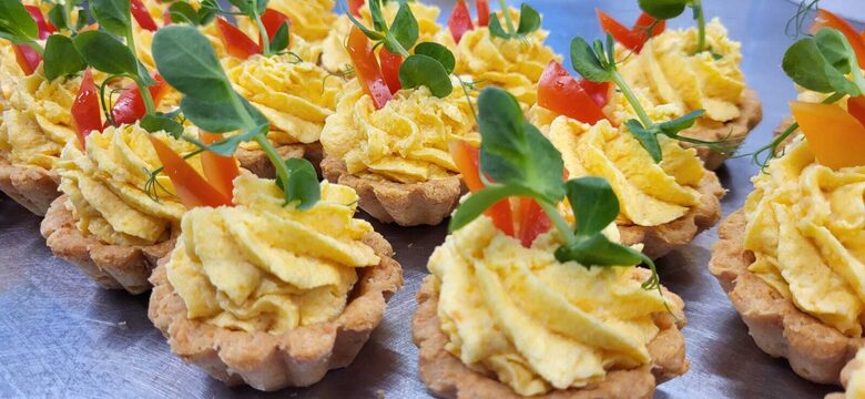 Pildīts groziņš ar siera masu